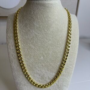 Classic Gold Chain Necklace
